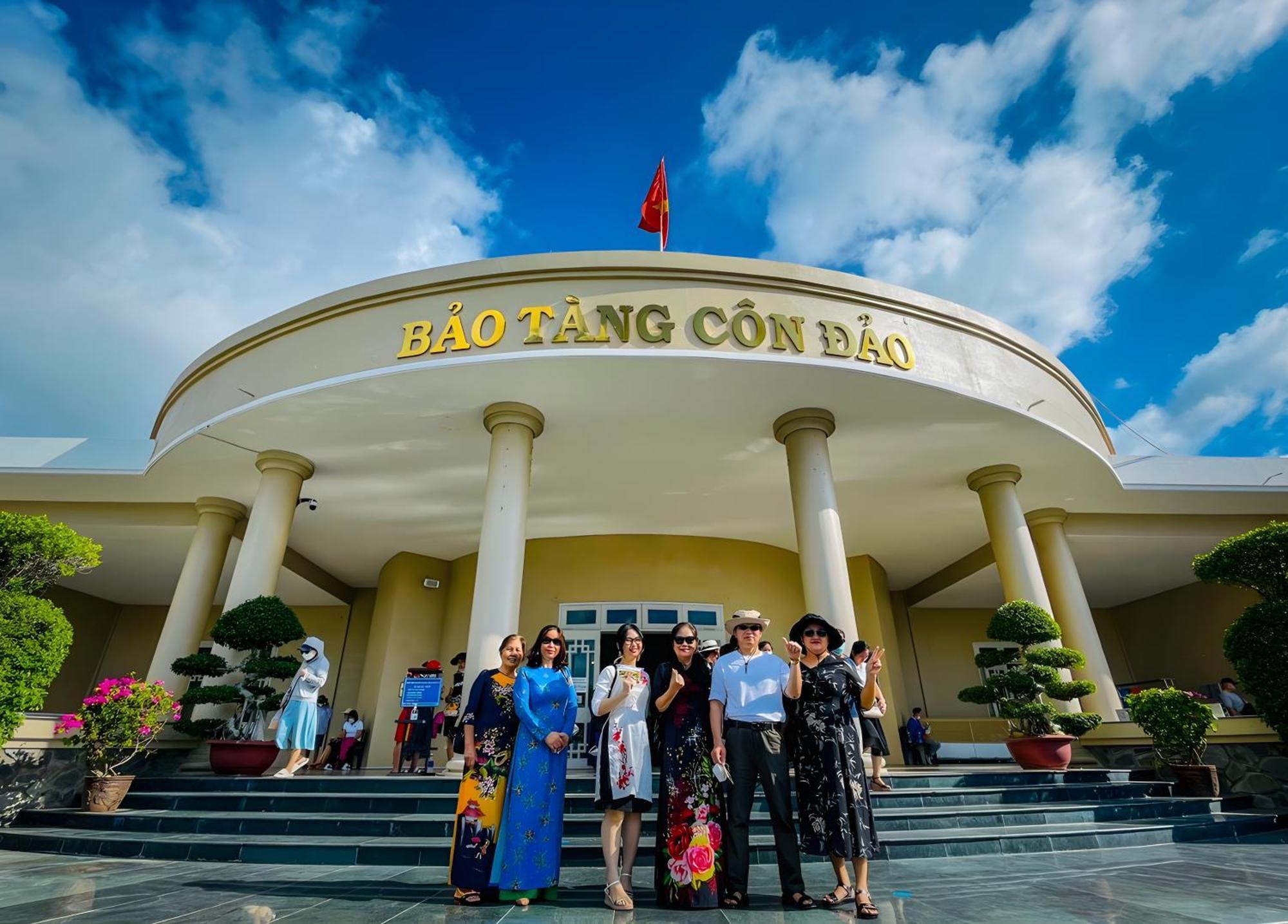 Duy Canh Homestay Chi Khu Co Ong Экстерьер фото
